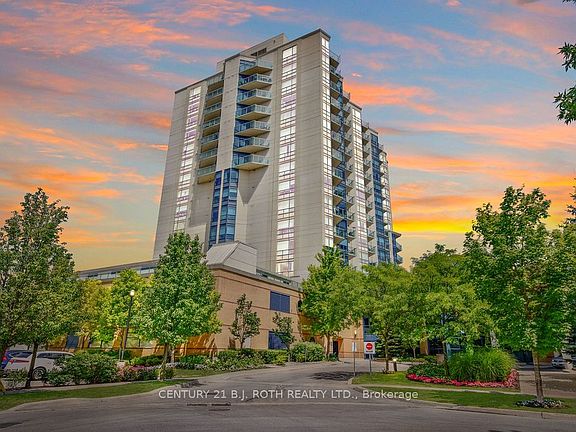 3rd image of 37 Ellen St #1505