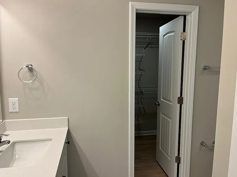 4032 Winding Vine Ln — Photo 19