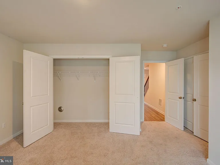 5059 Silver Oak Dr — Photo 13