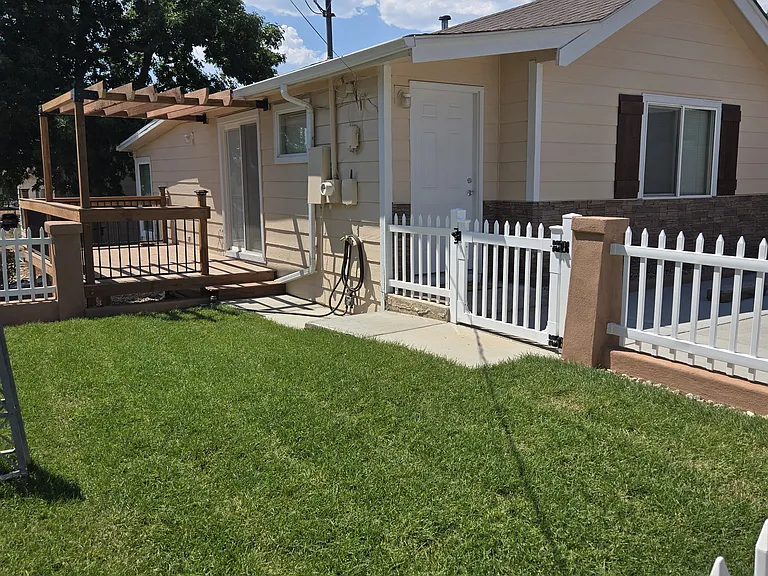 S Dale Ct — Photo 1