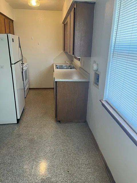 Rockford Garden Apartments — Photo 4
