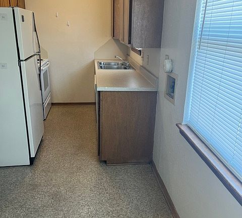 4th image of 401 Willowridge St #73f356426