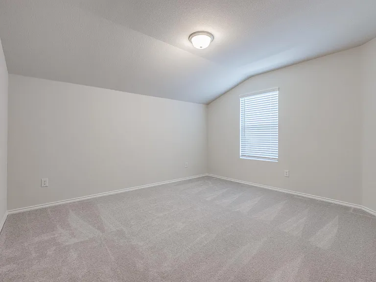 877 Table Rock St — Photo 18