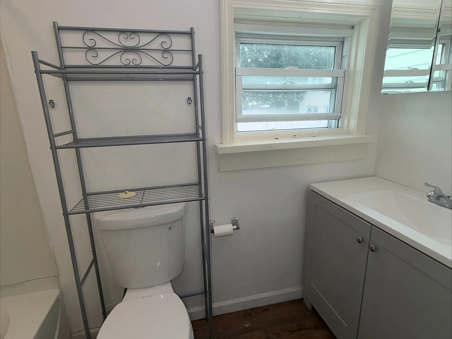2 bed, 740 sqft, $2,950 — Photo 1