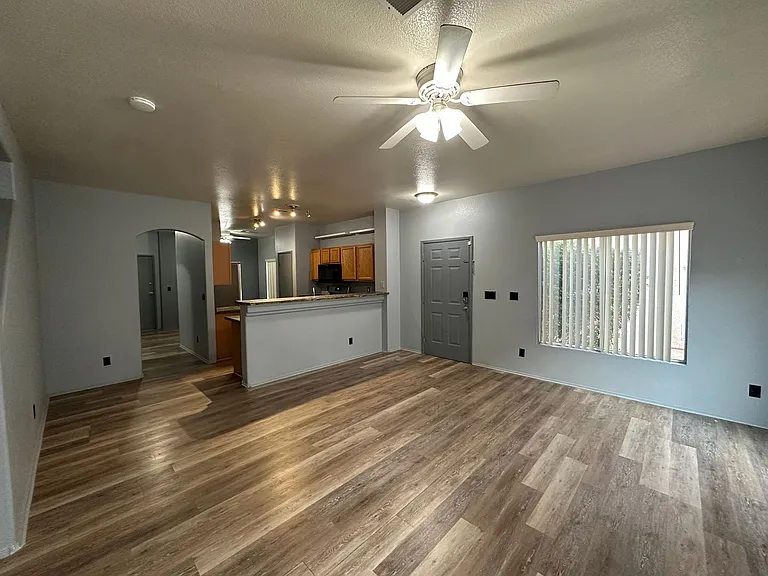 2562 Land Rush Dr — Photo 23