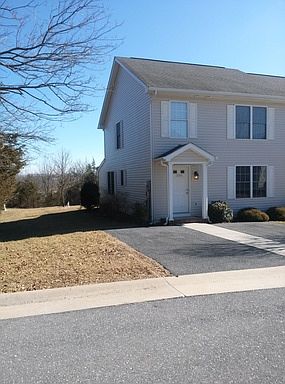 1st image of 2850 Prarie Ln