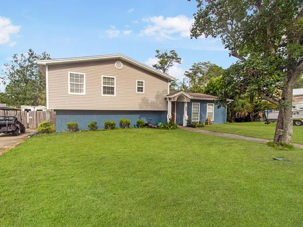 818 Marvin Ave, Port Saint Joe, FL 32456