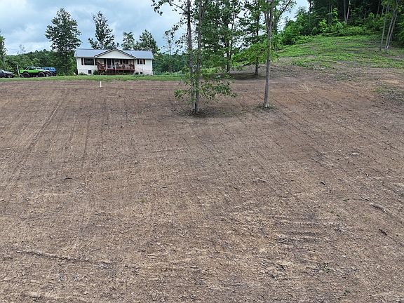 4th image of 650 Sweeneysburg Rd