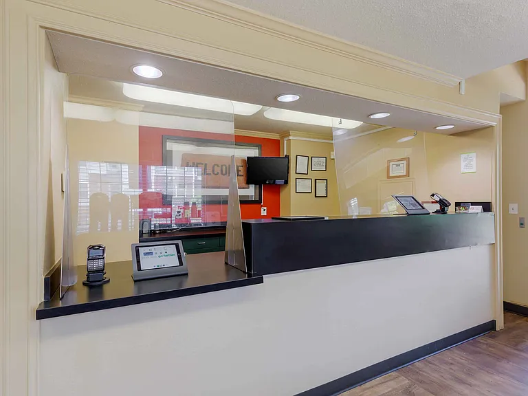 Lobby and Guest Check-in