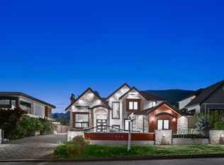 920 Wavertree Rd #1, North Vancouver, BC V7R1S3