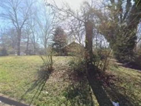 2030 Christine Ave, Anniston, AL 36207