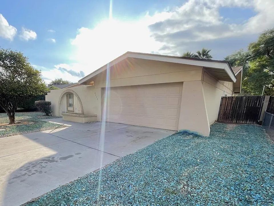 1st image of 4921 W Frier Dr