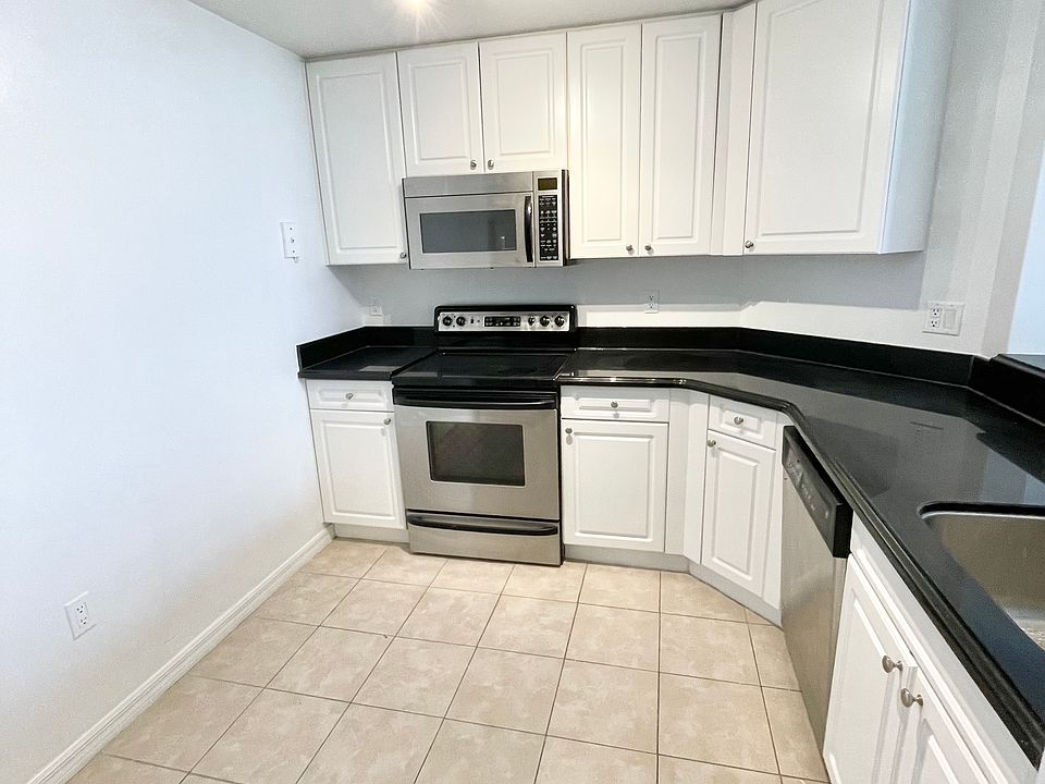 1st image of 255 Evernia St APT 1514