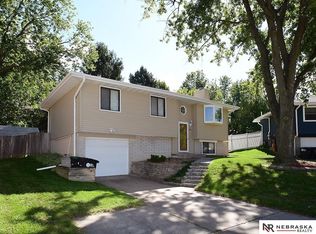 2213 N 143rd Cir, Omaha, NE 68164