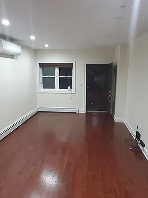 Rented by REMAX Elite | media 5