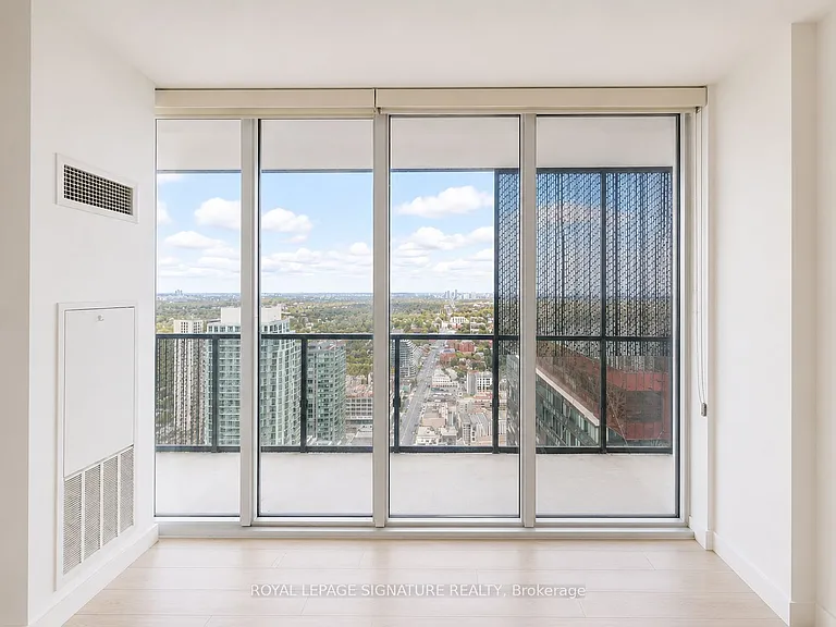 8 Eglinton Ave E #3608 — Photo 21