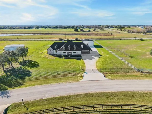 27645 Spring Hill Rd, Waller, TX 77445