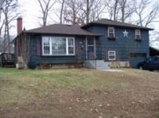 113 Bel Aire Dr, Groton, CT 06355