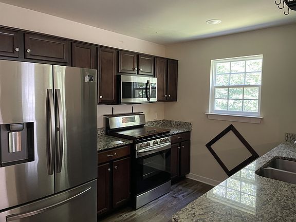 2nd image of 46 Brougham Rd