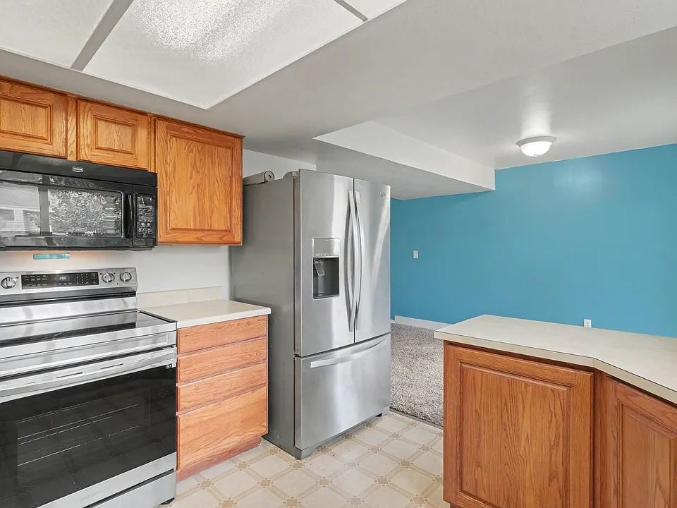4286 E Maplewood Way