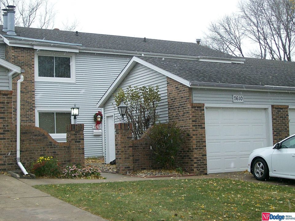 1st image of 7610 S 87th St