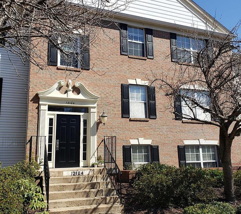 1st image of 12104 Greenwood Ct APT 102