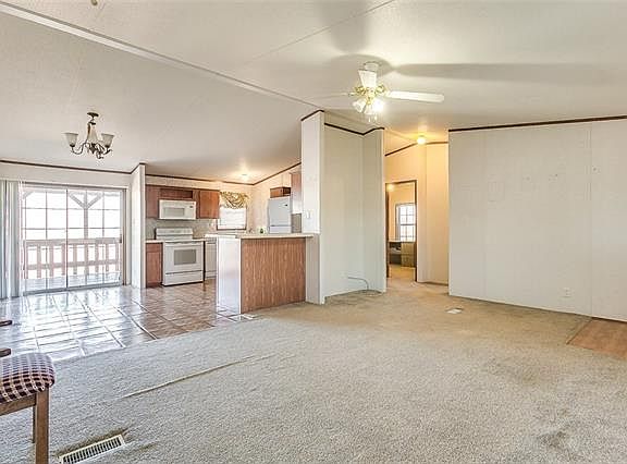 4th image of 4209 County Road 913a