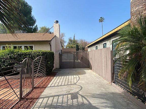 4th image of 5919 Cahill Ave