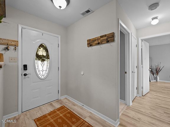 4th image of 115 Cherrywood Court