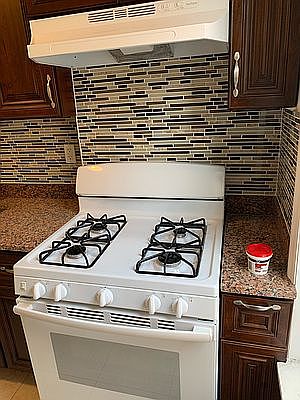 2nd image of 709 Flatbush Ave #1