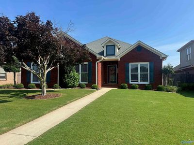 2216 Yorkshire SE, Decatur, AL, 35601
