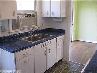 2nd image of 2806 Dellwood Dr