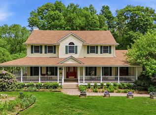 331 Hadley St, South Hadley, MA 01075