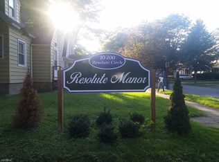 30 Resolute Cir APT 311B, Rochester, NY 14621