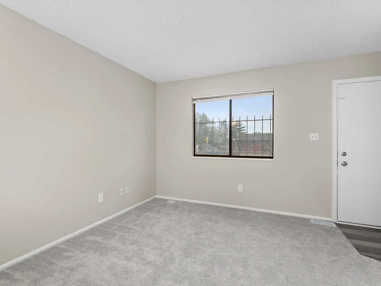 1596 S Norfolk St - - — Photo 3