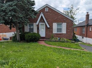 2728 Kinamore Dr, Saint Louis, MO 63136