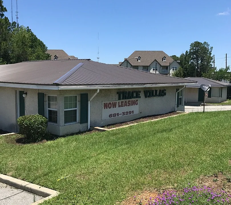 817 S Main St