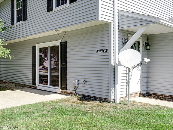 2nd image of 4927 Friar Rd Unit D