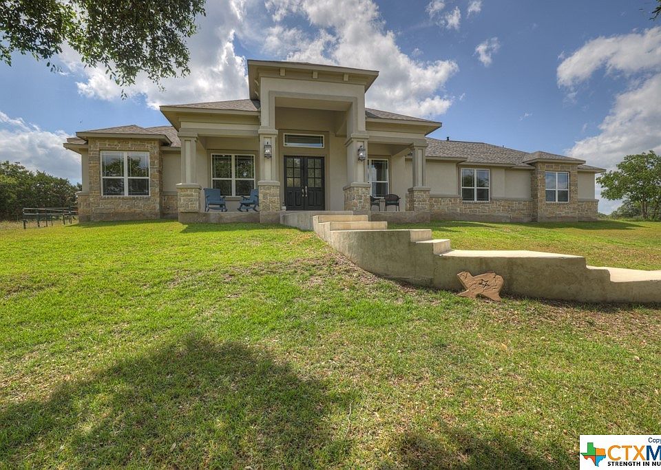 1st image of 1074 Kings Cove Dr