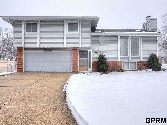 2nd image of 15712 Hascall Cir