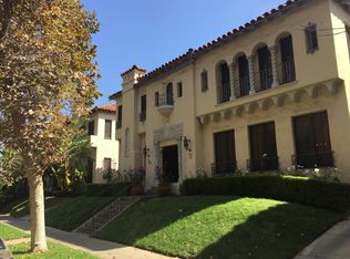 132 N Sycamore Ave, Los Angeles, CA 90036