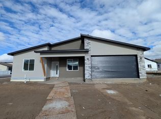 1703 Rusty Rivet Rd, Fruita, CO 81521