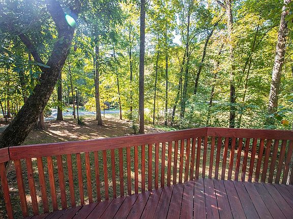 5th image of 106 Shadwell Dr
