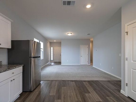 3rd image of 19504 Caymus Dr