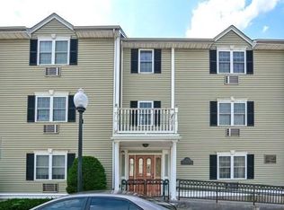 26 N Main St APT 2, Mansfield, MA 02048