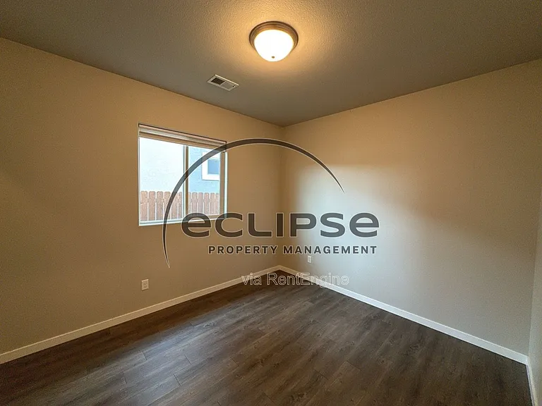 2921 Magnolia Ave — Photo 37