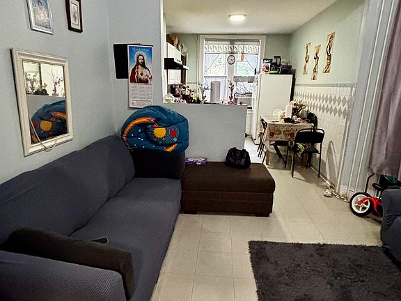 5th image of 2204 Bergenline Ave #1R