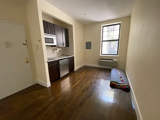 Rented by Smart City Real Estate LLC | media 6