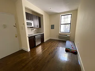 Rented by Smart City Real Estate LLC