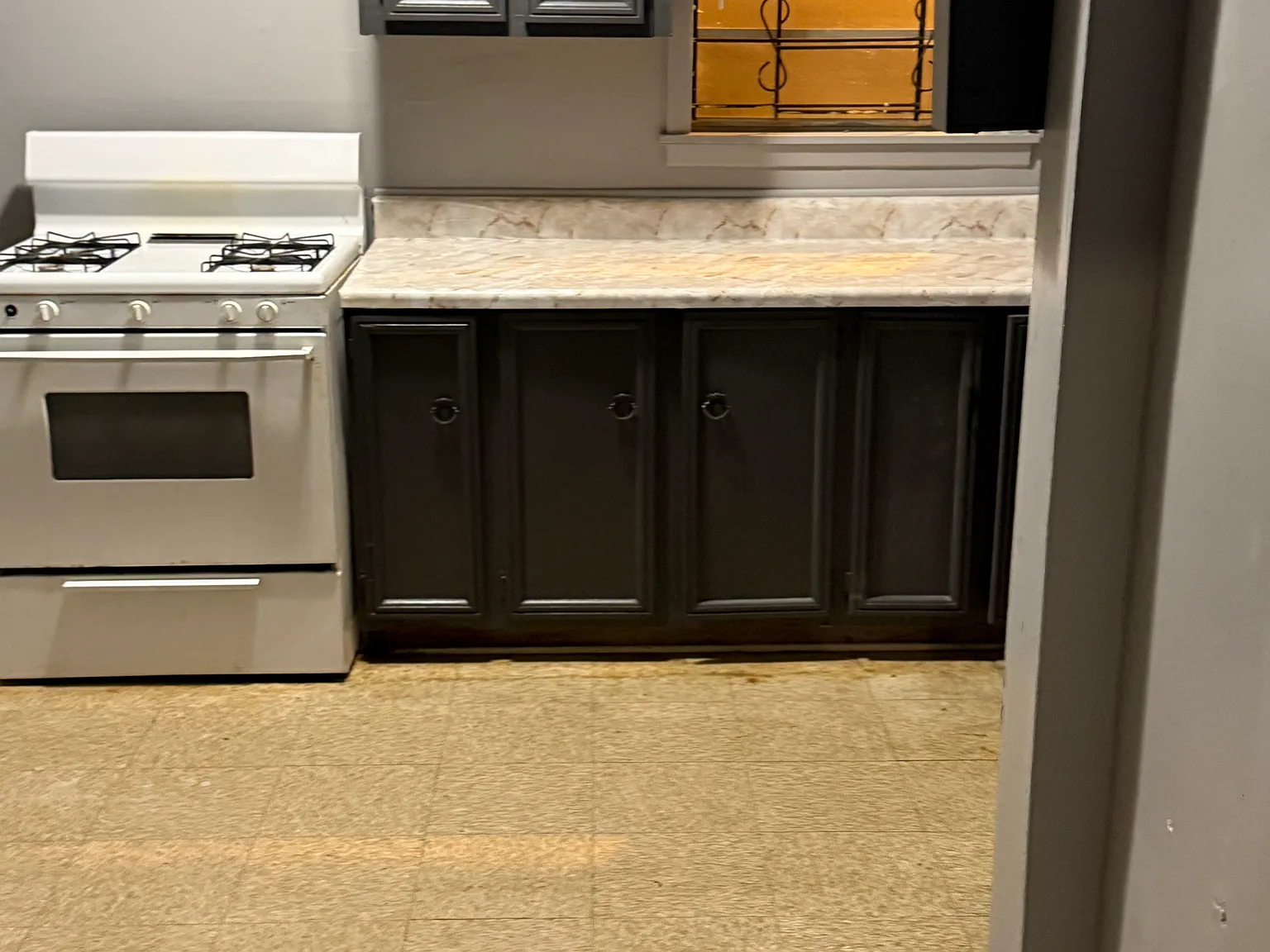 2 bed, 800 sqft, $950 — Photo 3